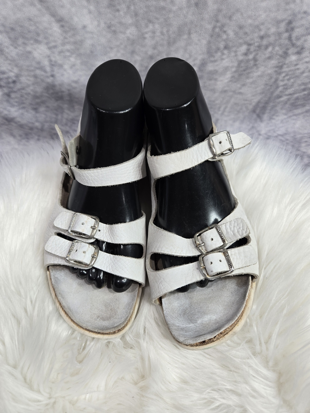 Mephisto Hyacinta white leather sandals featuring three adjustable buckle straps